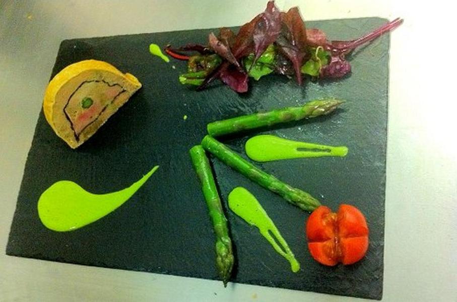Hotel Restaurant Le Pain De Sucre Monistrol-dʼAllier Eksteriør bilde